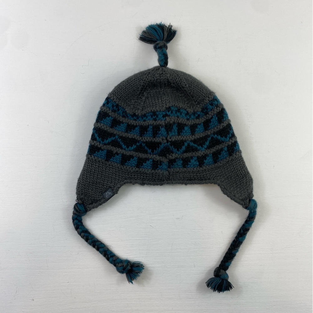 Nike ACG Women’s Winter Hat Beanie - Picture 2 of 12